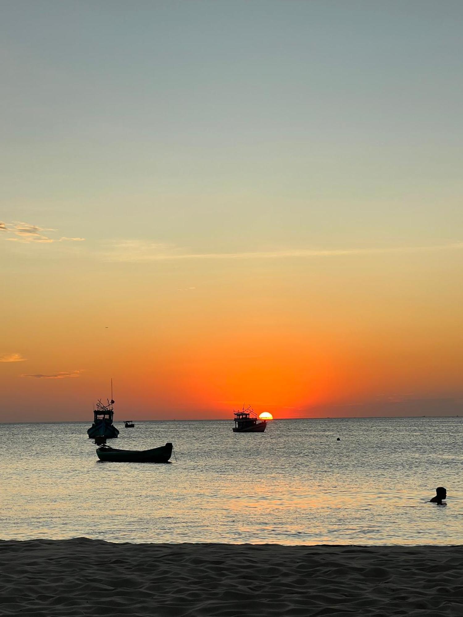 Wave Sound Beach House Phu Quoc Exteriör bild